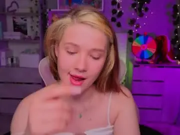 Luna_moran  live sex cam