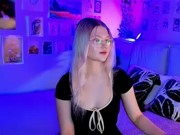 Lunariafox  live sex cam