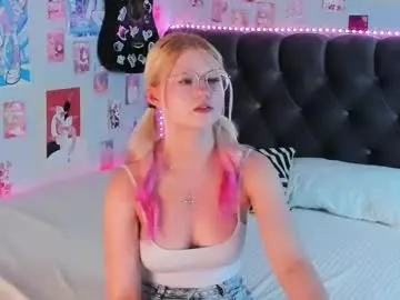 Lunariafox  live sex cam