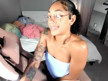 Nikayasworld  live sex cam