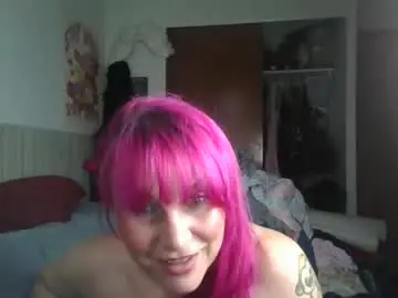 Sweetnsweatypeaches  live sex cam