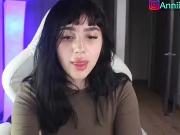Annie_snow_  live sex cam