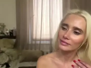 Antionettepulgarin  live sex cam