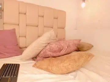 Ariia_blaze  live sex cam
