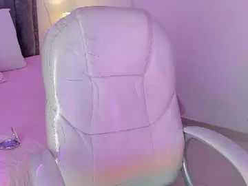 Bella13_  live sex cam