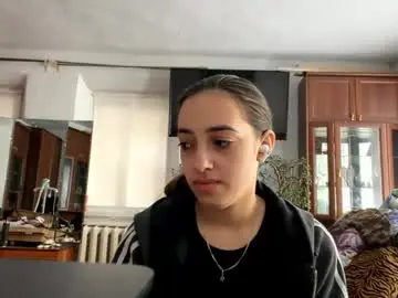 Dianmcphie  live sex cam