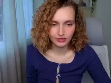 Emily_lune  live sex cam