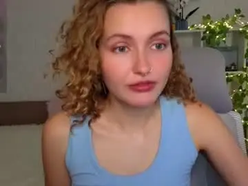 Emily_lune  live sex cam
