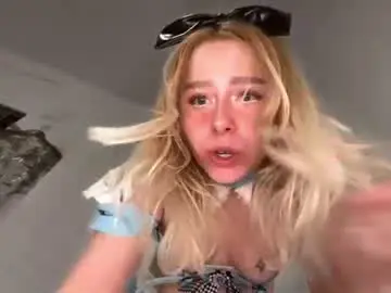Hayleespink  live sex cam