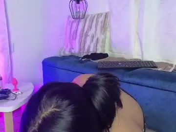 Luna_violets  live sex cam