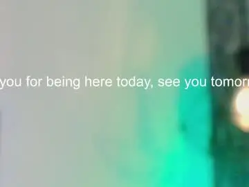 Paris_cute_  live sex cam