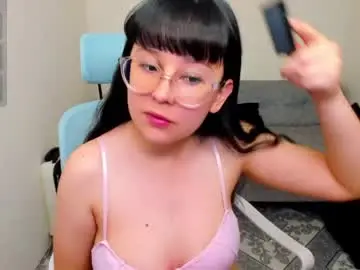 Paulette65  live sex cam