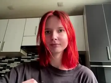 Rebekahsivertsen  live sex cam