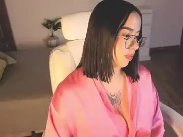 Renaxi_smith  live sex cam