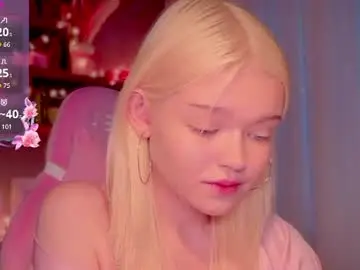 Adelecartier  live sex cam