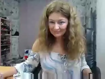 Blondmilfs  live sex cam