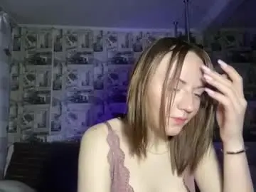 Claudetteburow  live sex cam