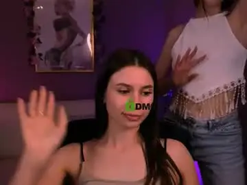 Flora_ri  live sex cam