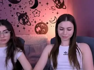 Flora_ri  live sex cam