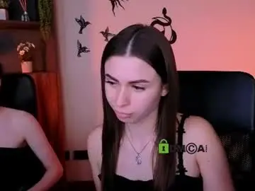 Flora_ri  live sex cam