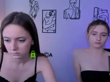 Flora_ri  live sex cam