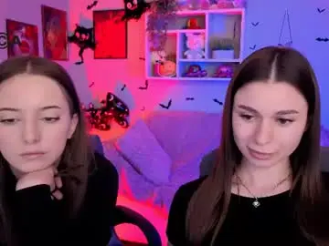 Flora_ri  live sex cam