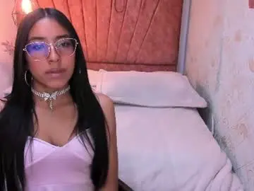 Gia_evans__  live sex cam