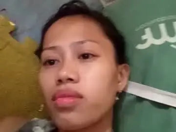 Gorgeouspinay_babe  live sex cam