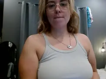Hazel_skye  live sex cam