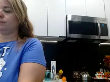 Hazel_skye  live sex cam