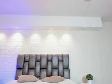 Martina_mancinii  live sex cam