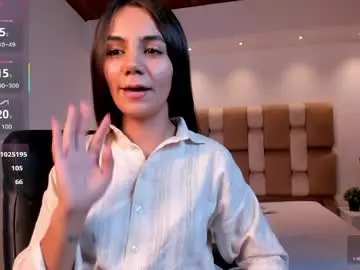 Martina_mancinii  live sex cam