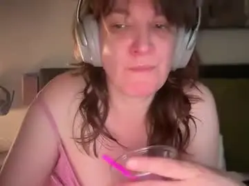 Mossy_mommy  live sex cam