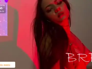 Nahiara_evans_  live sex cam