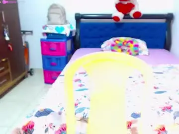Roseluxs  live sex cam