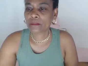 Roushlove  live sex cam