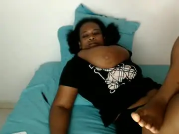 Roushlove  live sex cam