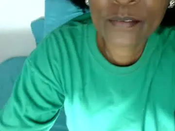 Roushlove  live sex cam
