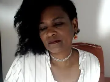 Roushlove  live sex cam