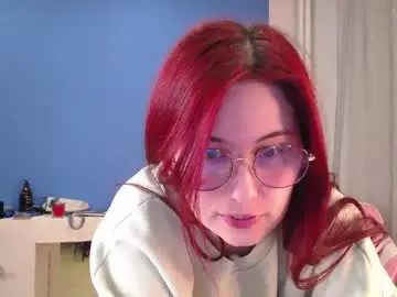 Sarakinski  live sex cam