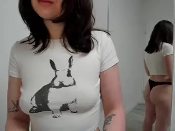 Your_cute_bunny  live sex cam