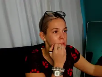 Ariellafae  live sex cam
