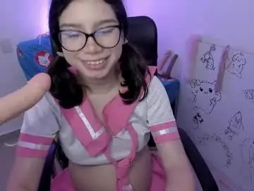 Bigfinger125  live sex cam