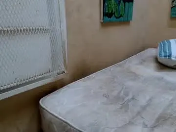 Bustyqueenb  live sex cam