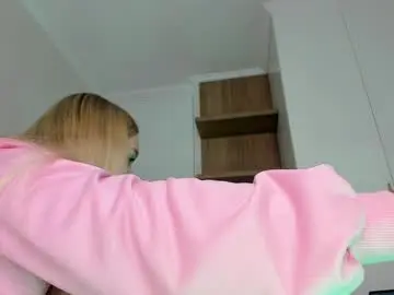 Kitty__sophie  live sex cam