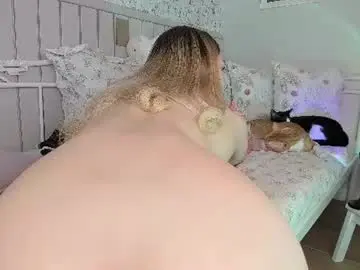 Kitty__sophie  live sex cam