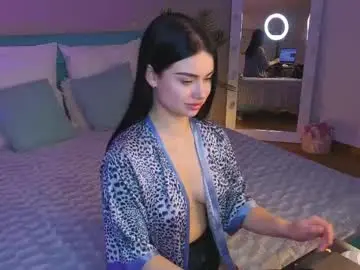 Kitty_cut1ee_  live sex cam