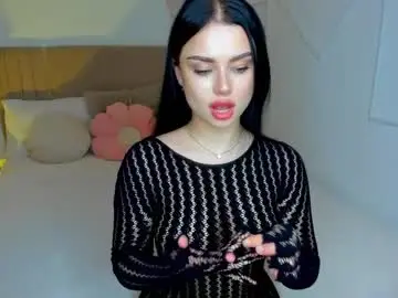 Kitty_cut1ee_  live sex cam