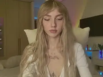 Lunainnk  live sex cam