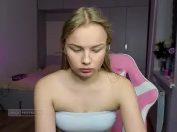 Lunar_flare  live sex cam